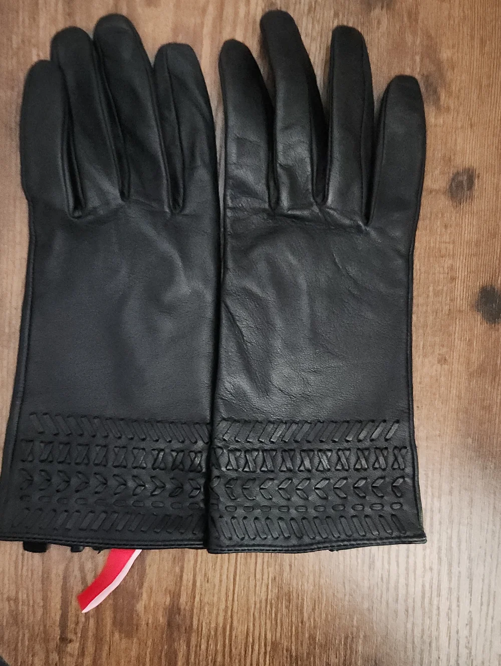 Ann Klein Classic Black Leather Gloves with Braided Cuff Detail